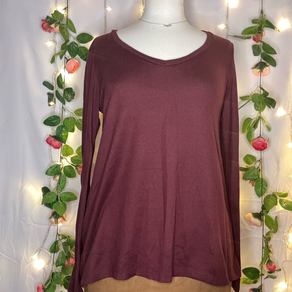 American Eagle Outfitters Burgundy Long Sleeve Tee